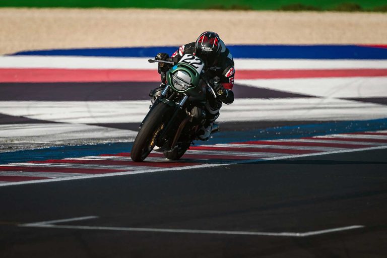 Moto Guzzi Fast Endurance