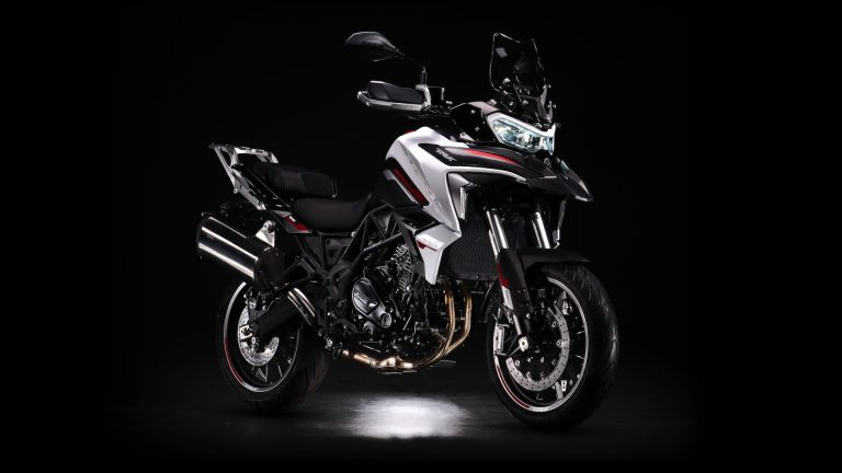 Benelli TRK 702 2023, presentazione EICMA 2022