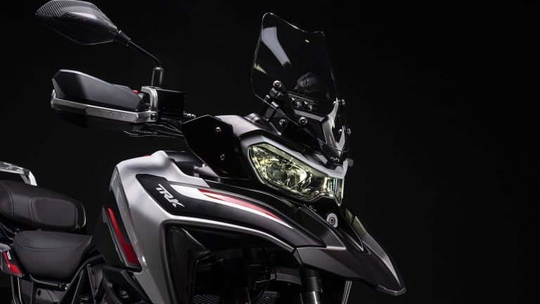Benelli TRK 702 2023, presentazione EICMA 2022