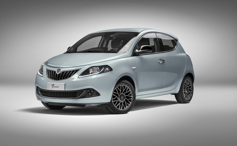 lancia ypsilon 2023 - tutte le novità