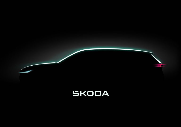 Teaser Skoda Superb Wagon 2023