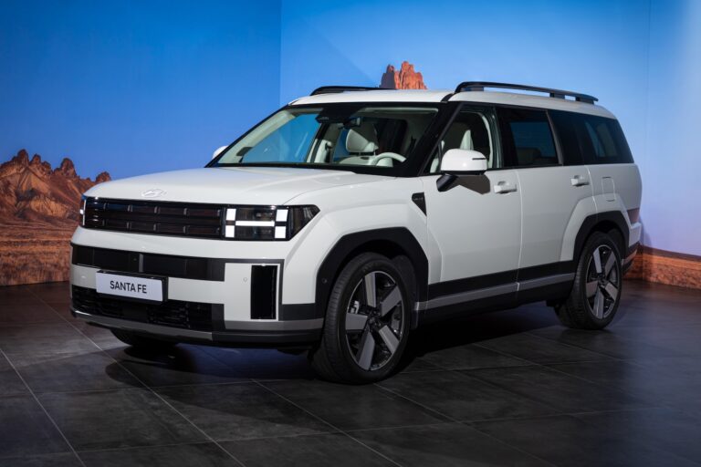 Hyundai Santa Fe 2024