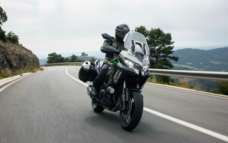 Kawasaki Versys 1100 SE 2025