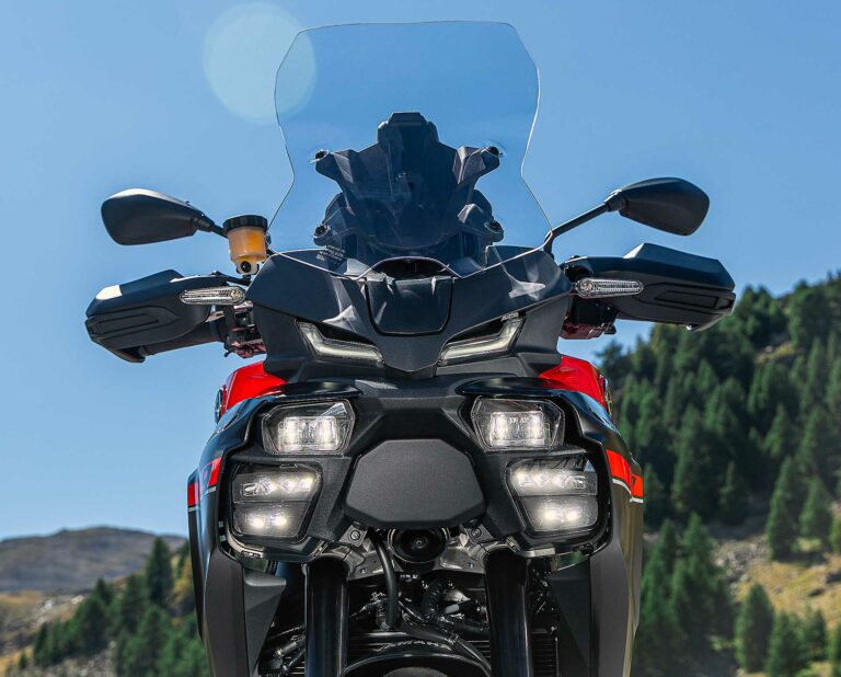 Yamaha Tracer 9 2025