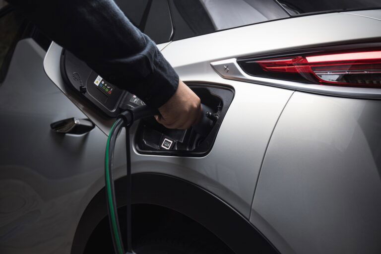 ricarica auto elettrica DS3