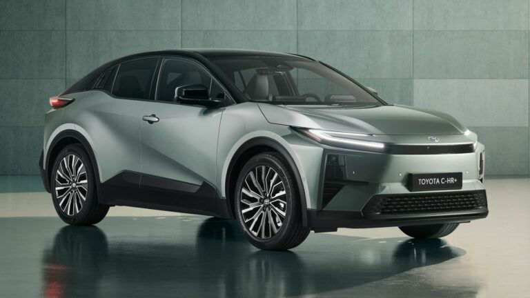 Nuova Toyota C-HR+