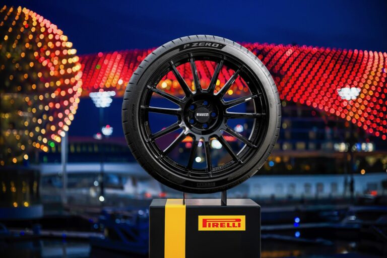 Pirelli P Zero 2025