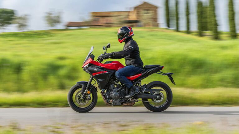 Yamaha Tracer 7 2025