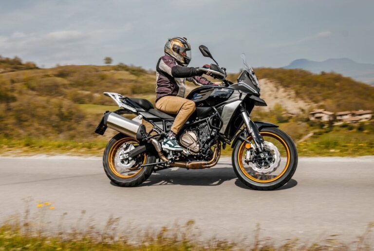 QJMotor SRT700 SX 2025