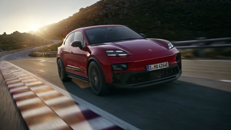 Porsche Macan GTS EV -