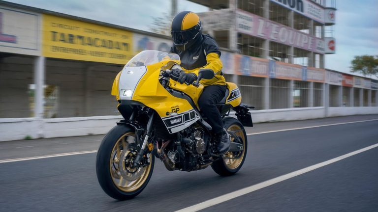 Yamaha XSR900 GP 2026 Legend Yellow