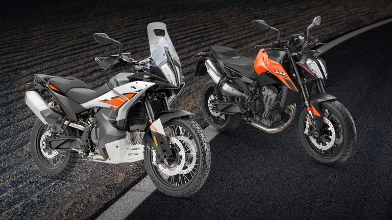 KTM 790 Adventure MY26 e KTM 790 Duke MY26