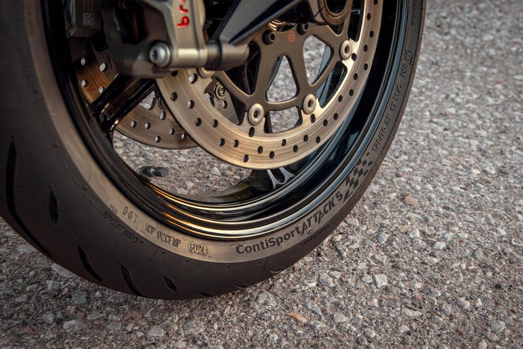 Continental ContiSportAttack 5