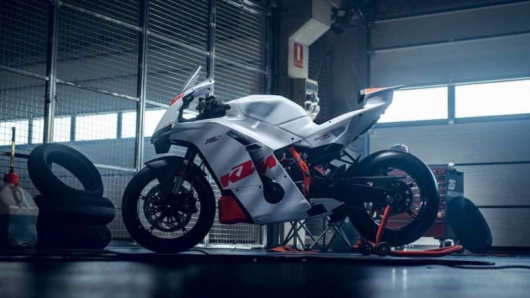 KTM 990 RC﻿ R TRACK 2026