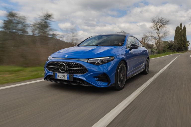 Mercedes CLA Hybrid
