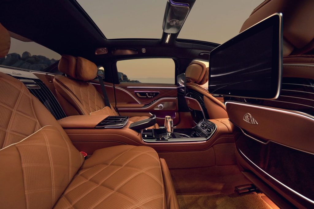 Sedili posteriori Mercedes-Maybach Classe S 2026