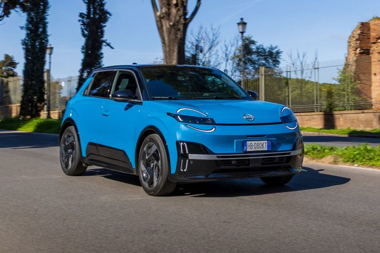 Nissan Micra EV elettrica