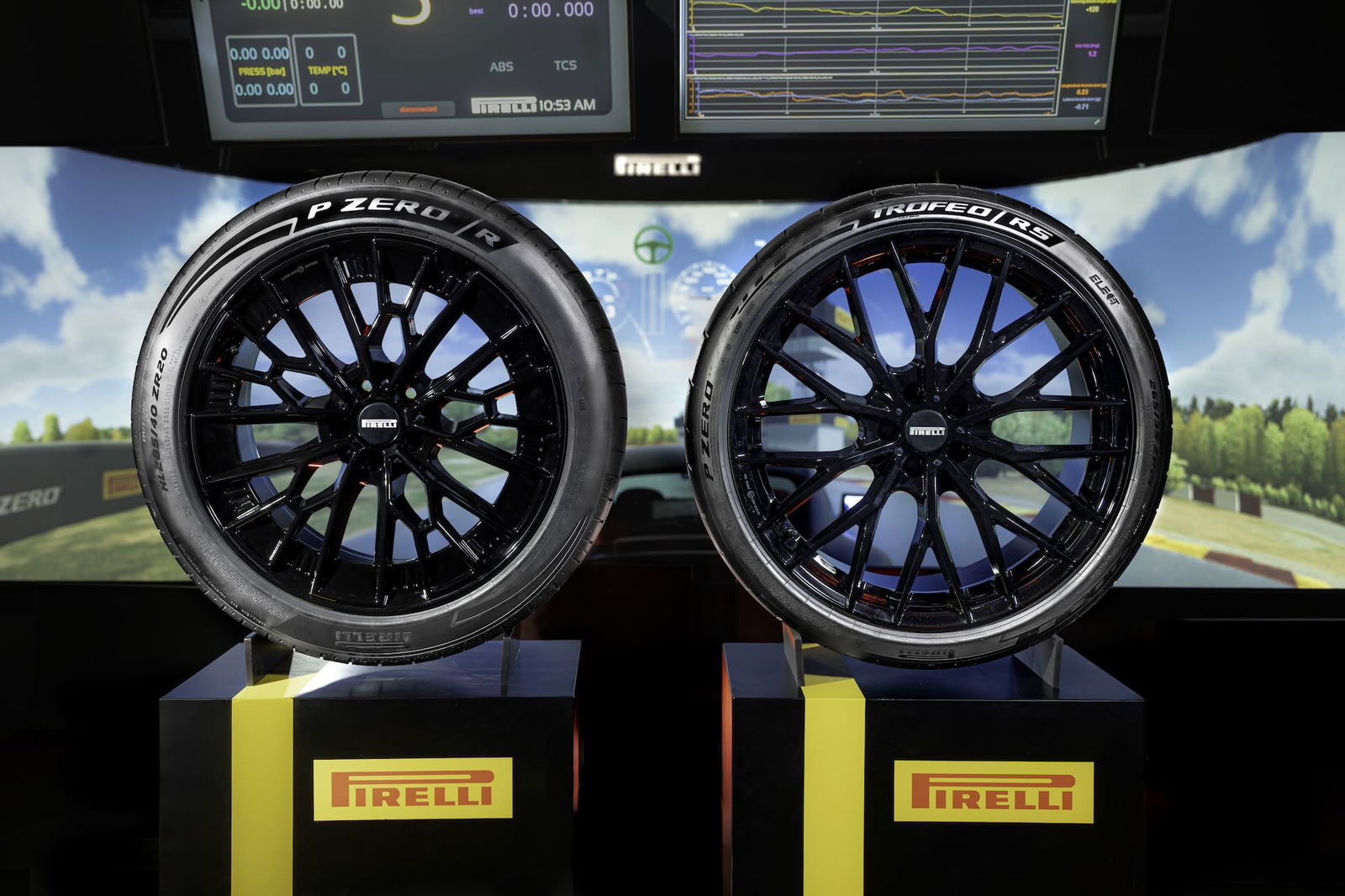 Pirelli P Zero R e P Zero Trofeo RS
