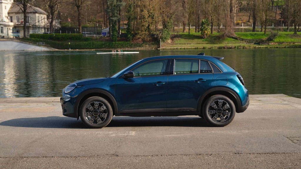 Nuova Fiat 600 benzina Turbo 100