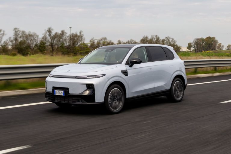 Leapmotor B10 REEV Hybrid