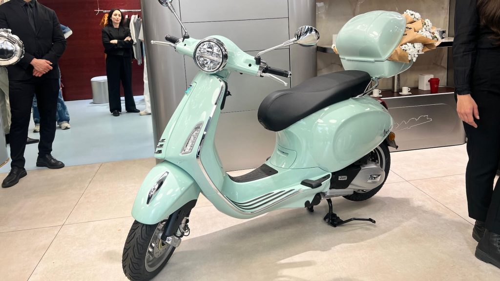 Piaggio Vespa 80th