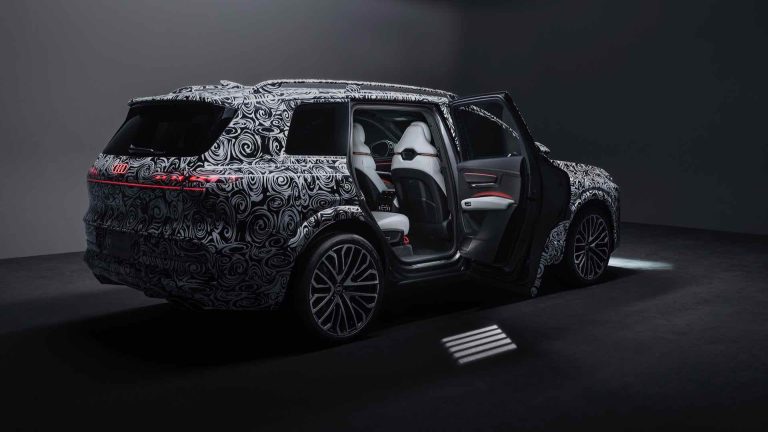 Audi Q9, interni