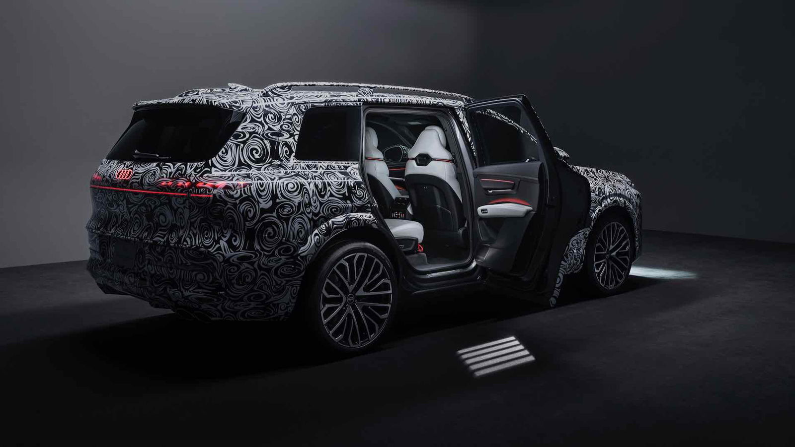 Audi Q9, interni