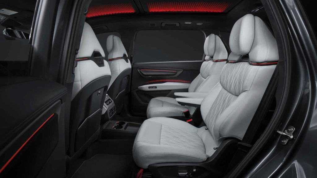 Audi Q9, interni