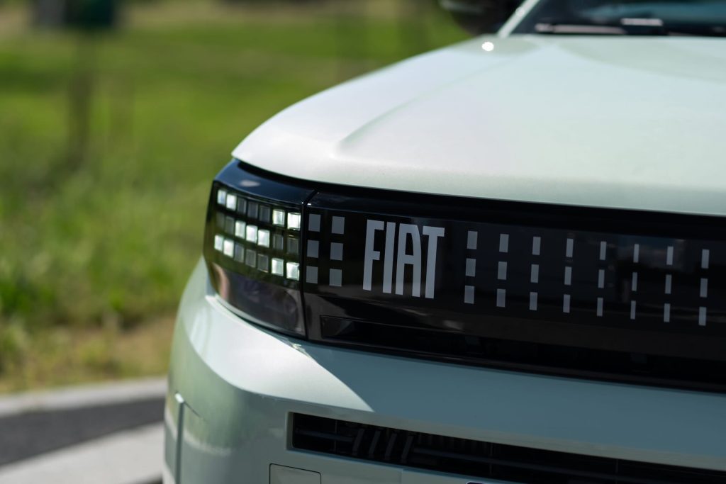 faro Fiat Grande Panda Turbo 100 