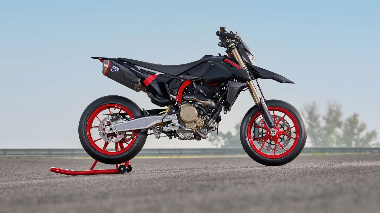 Ducati Hypermotard 698 Mono Nera MY27