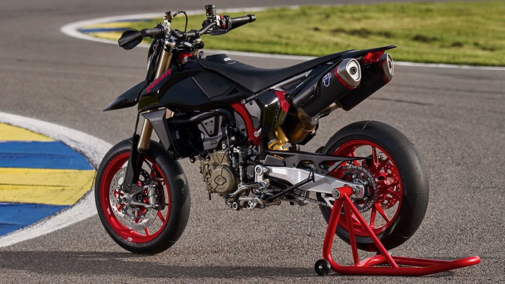 Ducati Hypermotard 698 Mono Nera MY27