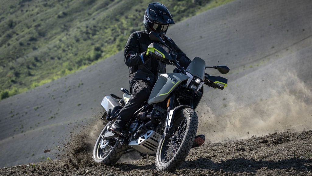 Benelli BKX 300