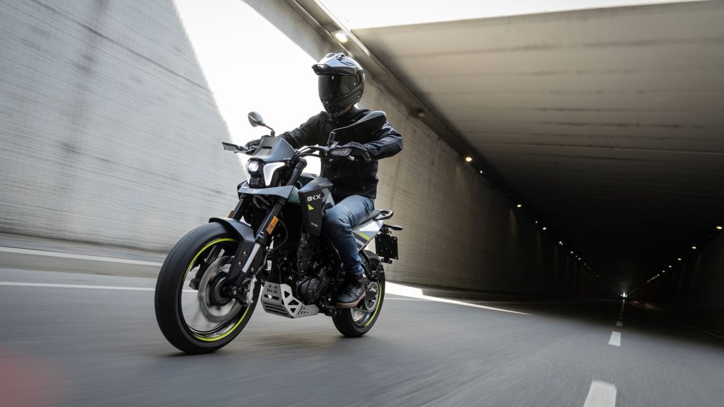 Benelli BKX 300 S