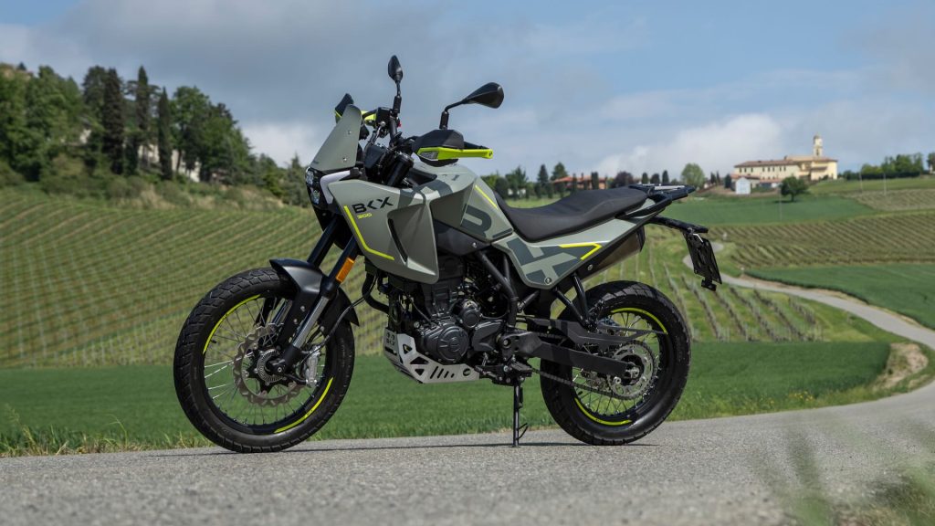 Benelli BKX 300