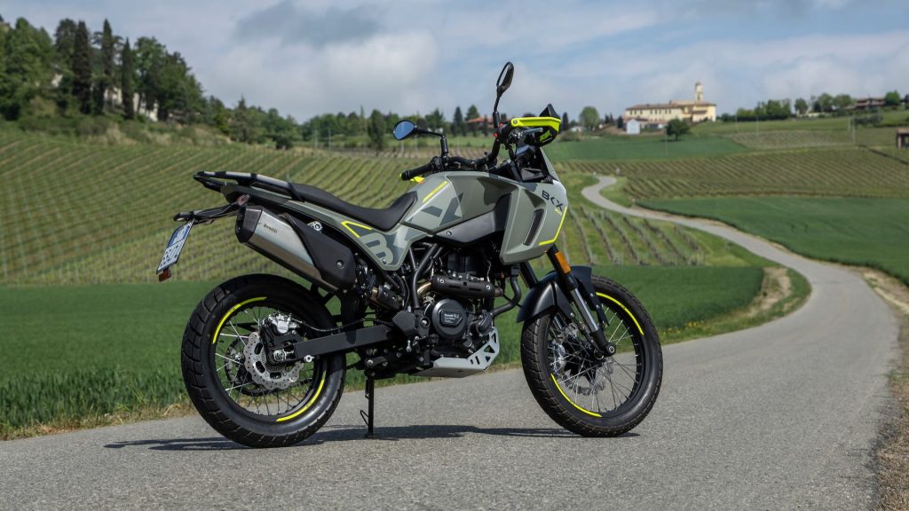 Benelli BKX 300