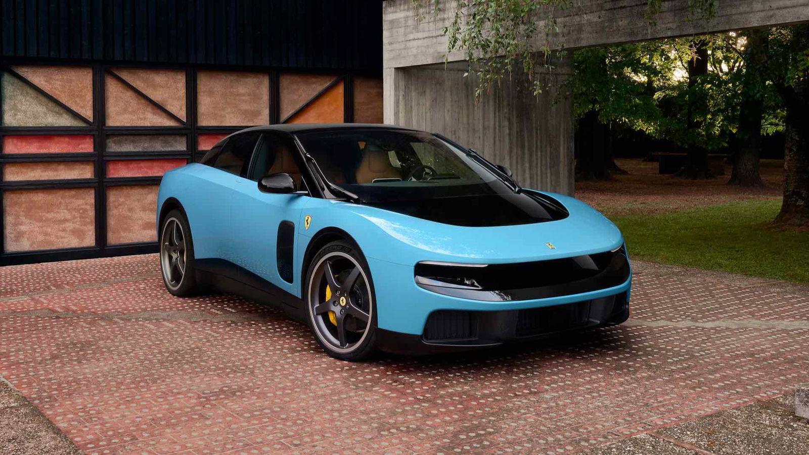 Ferrari Luce