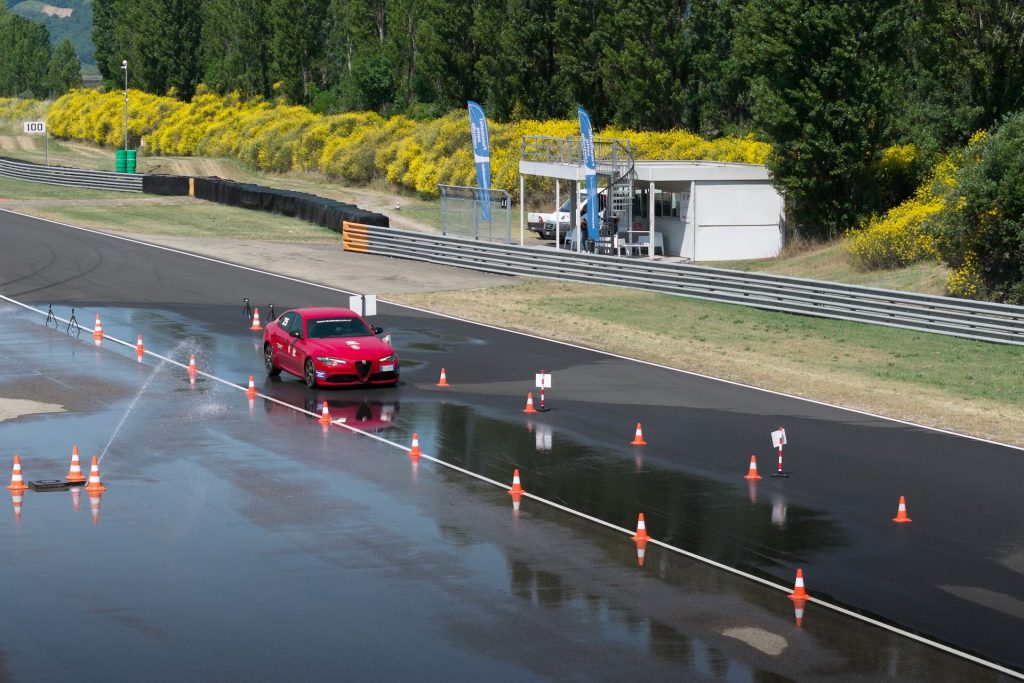 Alfa Romeo Giulia in pista a Varano