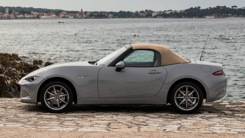 Mazda MX-5 2027