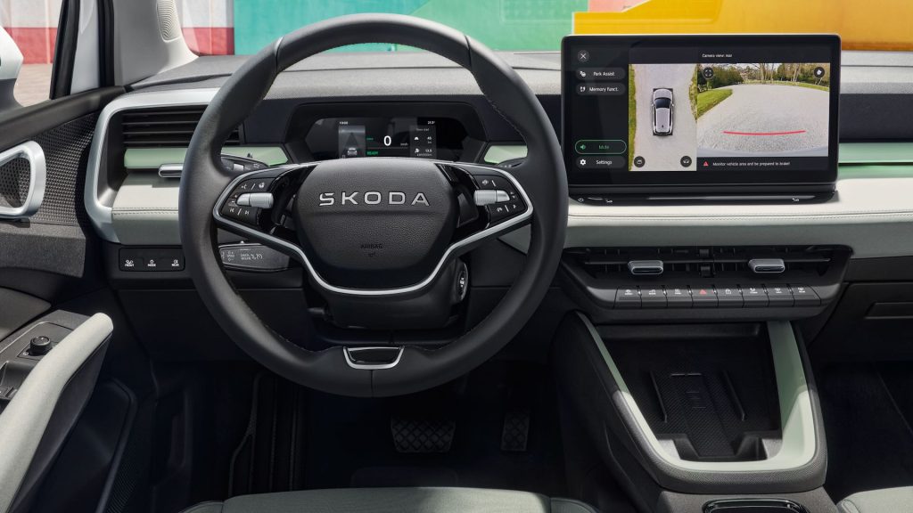 volante e strumentazione Skoda Epiq