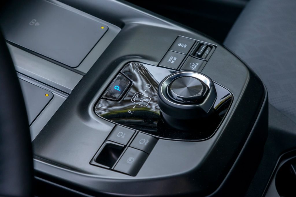 mobiletto centrale Subaru Uncharted