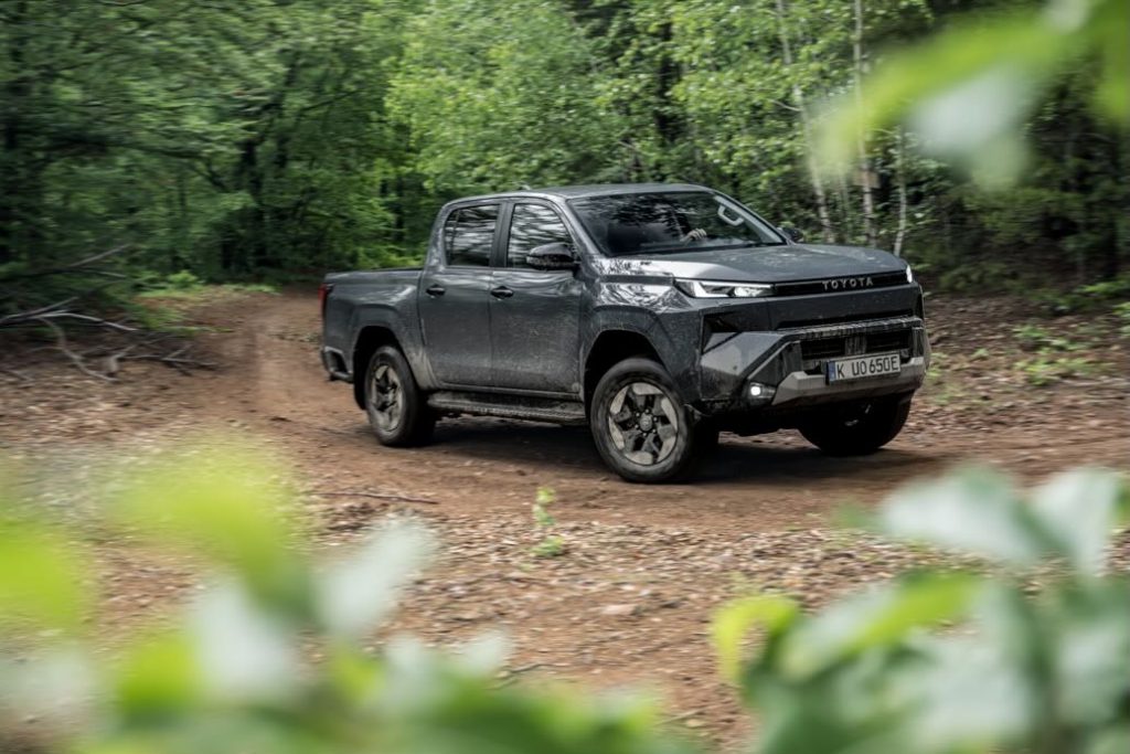 Toyota Hilux BEV