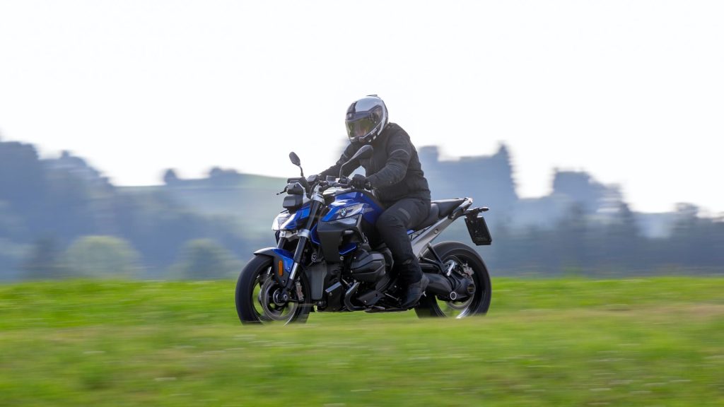 BMW naked Roadster R 1300 R