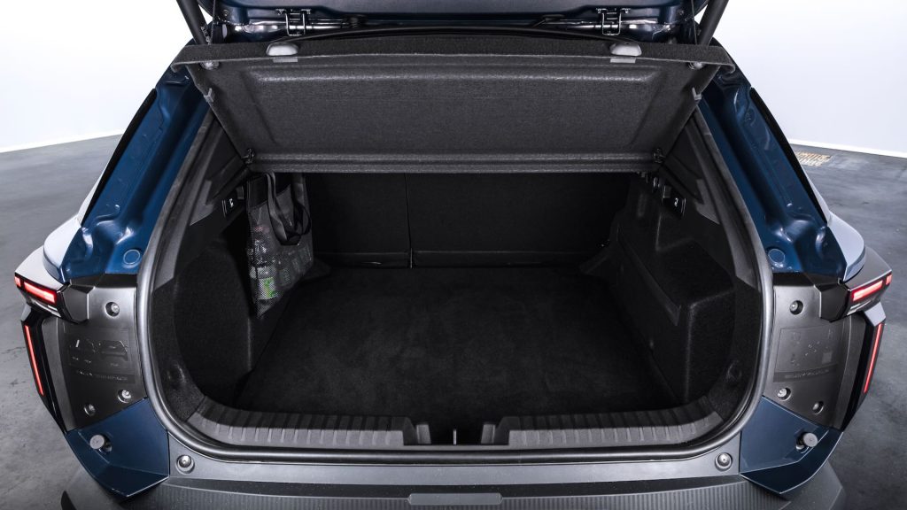 Dacia Striker 2026