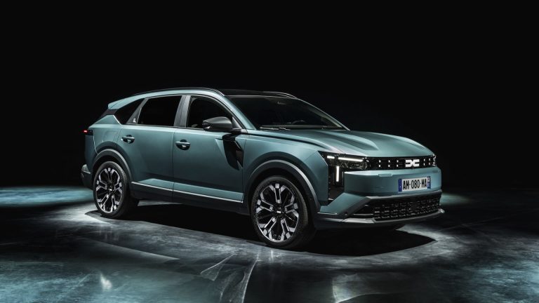 Dacia Striker 2026