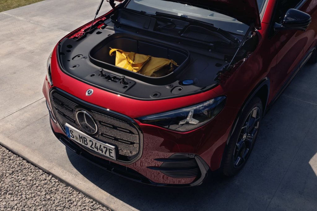 frunk Nuova Mercedes-Benz GLA elettrica