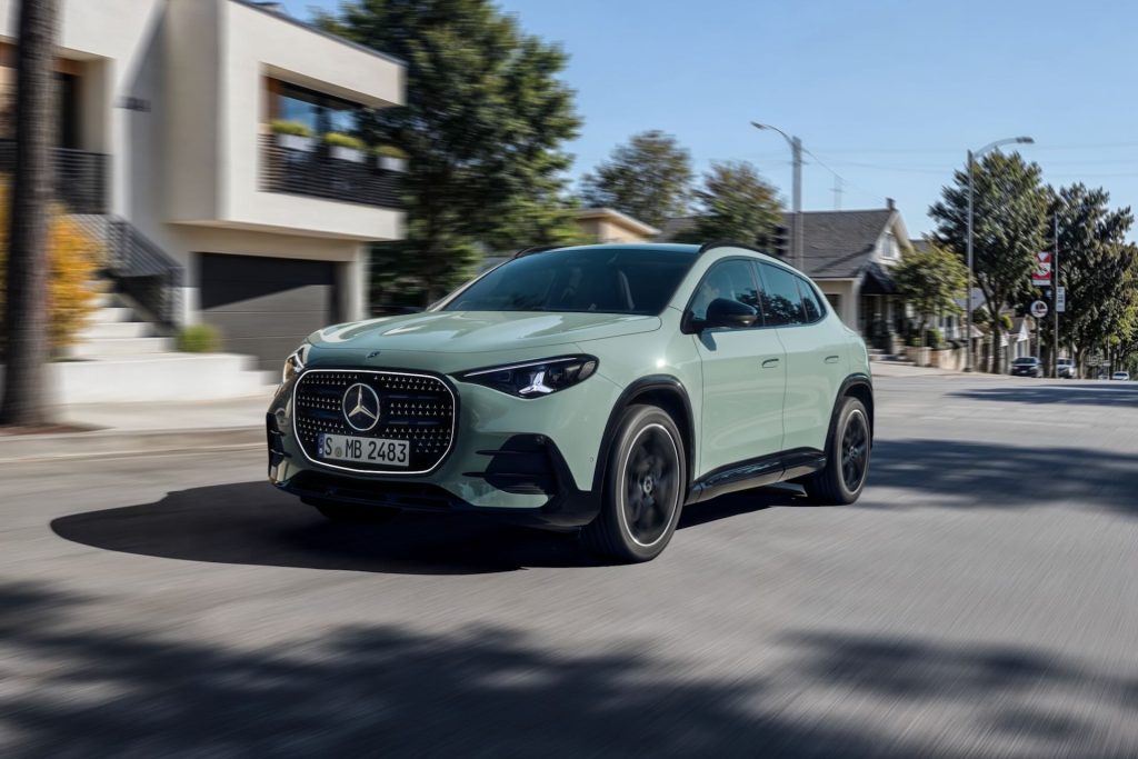 Nuova Mercedes-Benz GLA ibrida