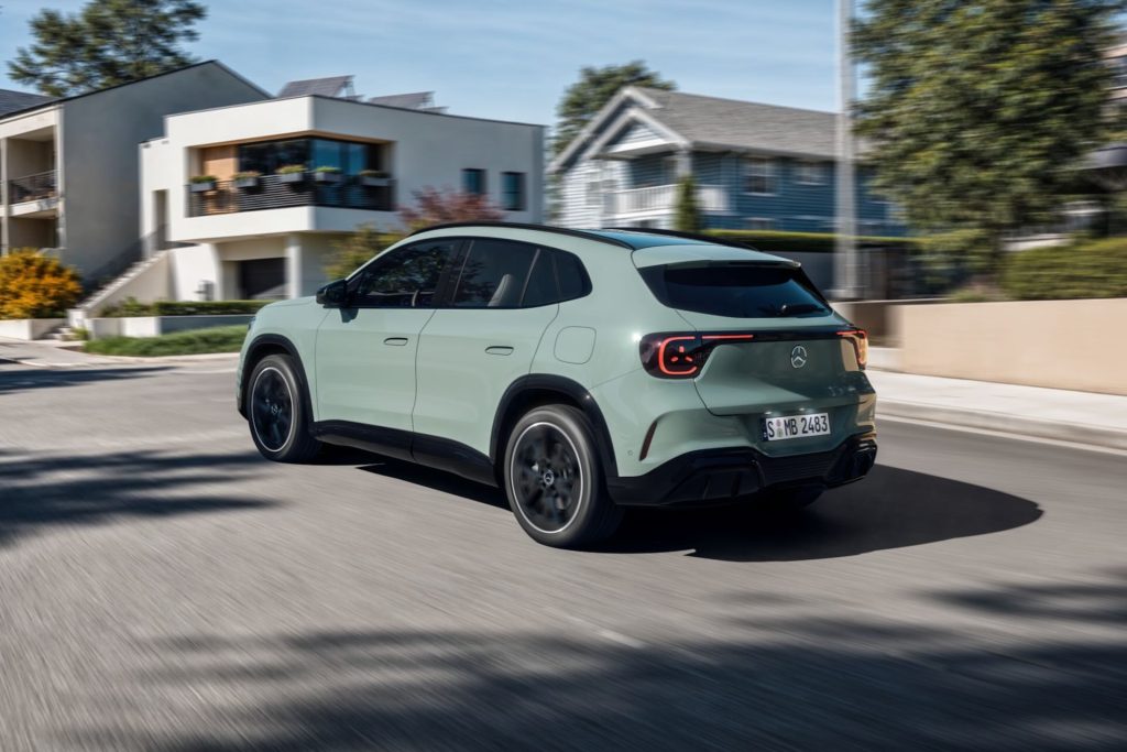 Nuova Mercedes-Benz GLA ibrida