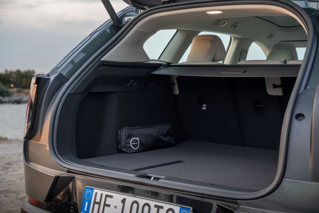 bagagliaio volvo ex60