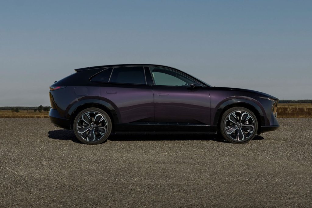 Mazda CX-6e