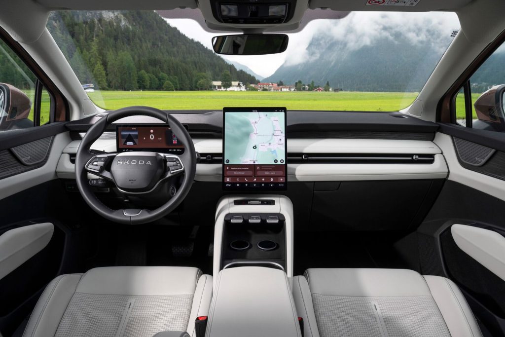 plancia Skoda Peaq